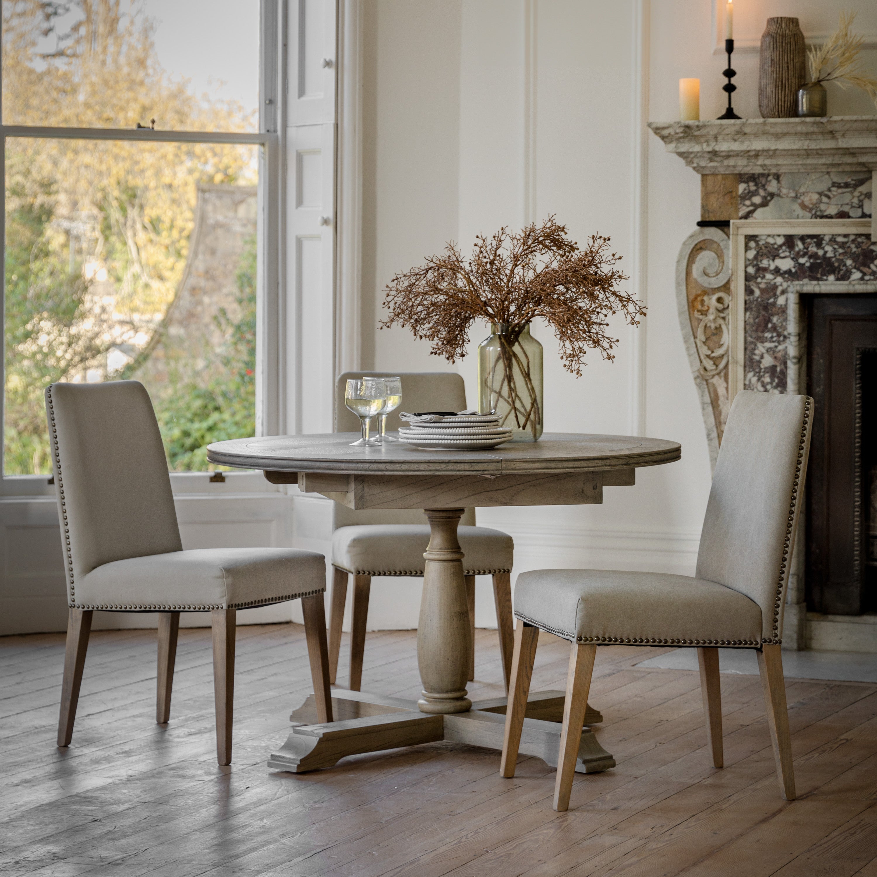 Tobago Ash Wood Round Extendable Dining Table